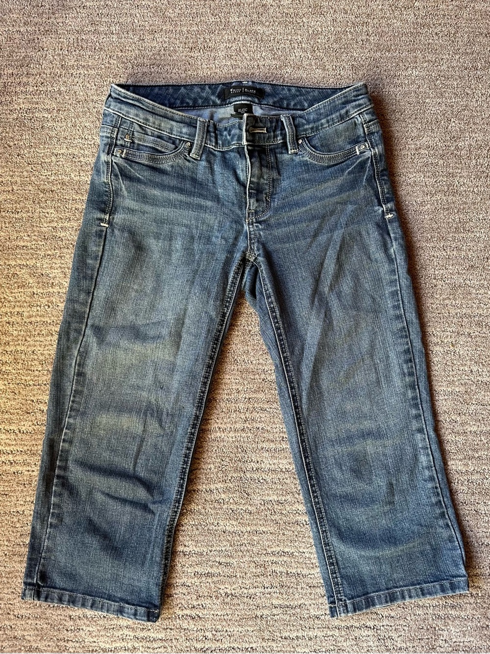 White House Black Market Blanc Pedal Pusher Capri Denim Jeans – Size 00 #123